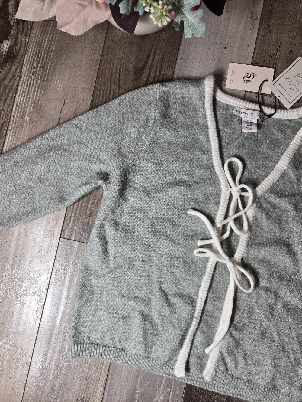 NWT Sincerely Jules Gray Knit Tie-Front Cardigan Top – Extra Small - Picture 15 of 16